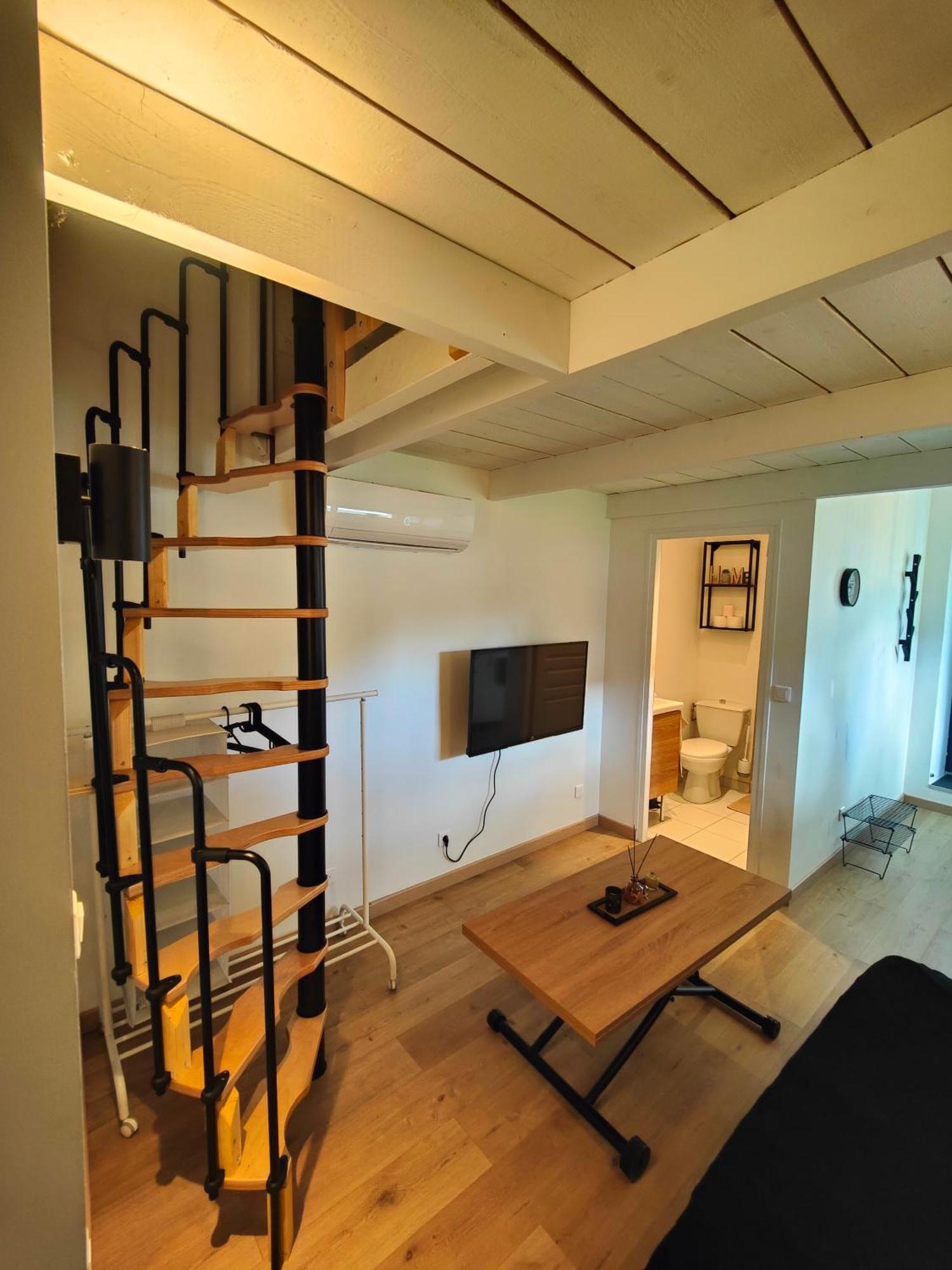 Maisonette Proche De Fontainebleau Ville-Saint-Jacques Dış mekan fotoğraf