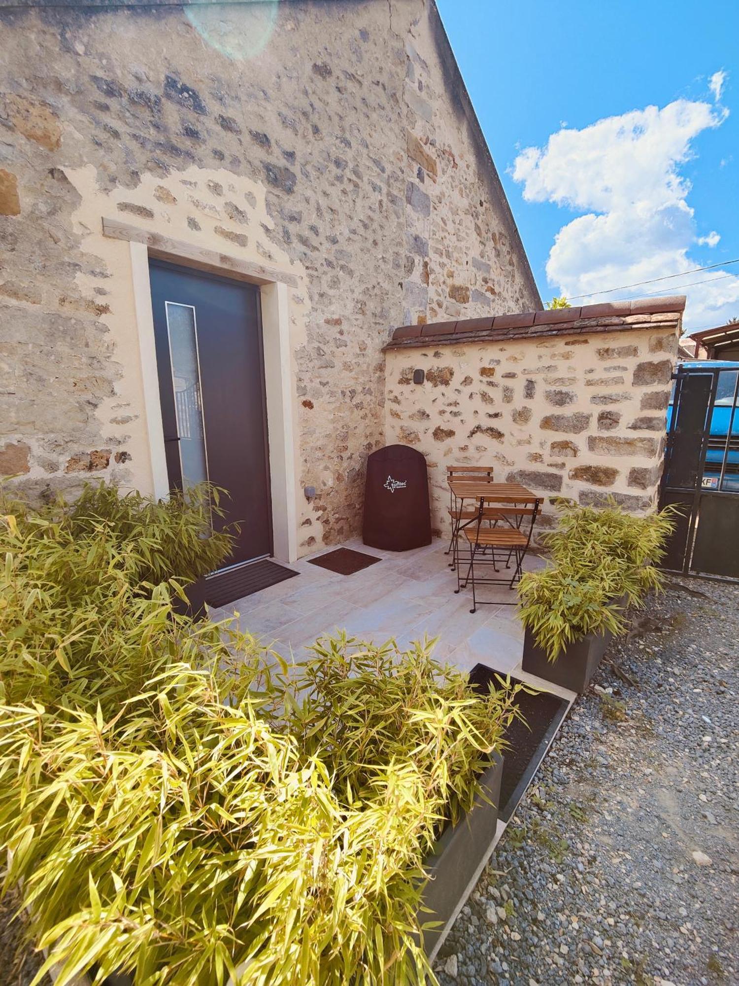 Maisonette Proche De Fontainebleau Ville-Saint-Jacques Dış mekan fotoğraf